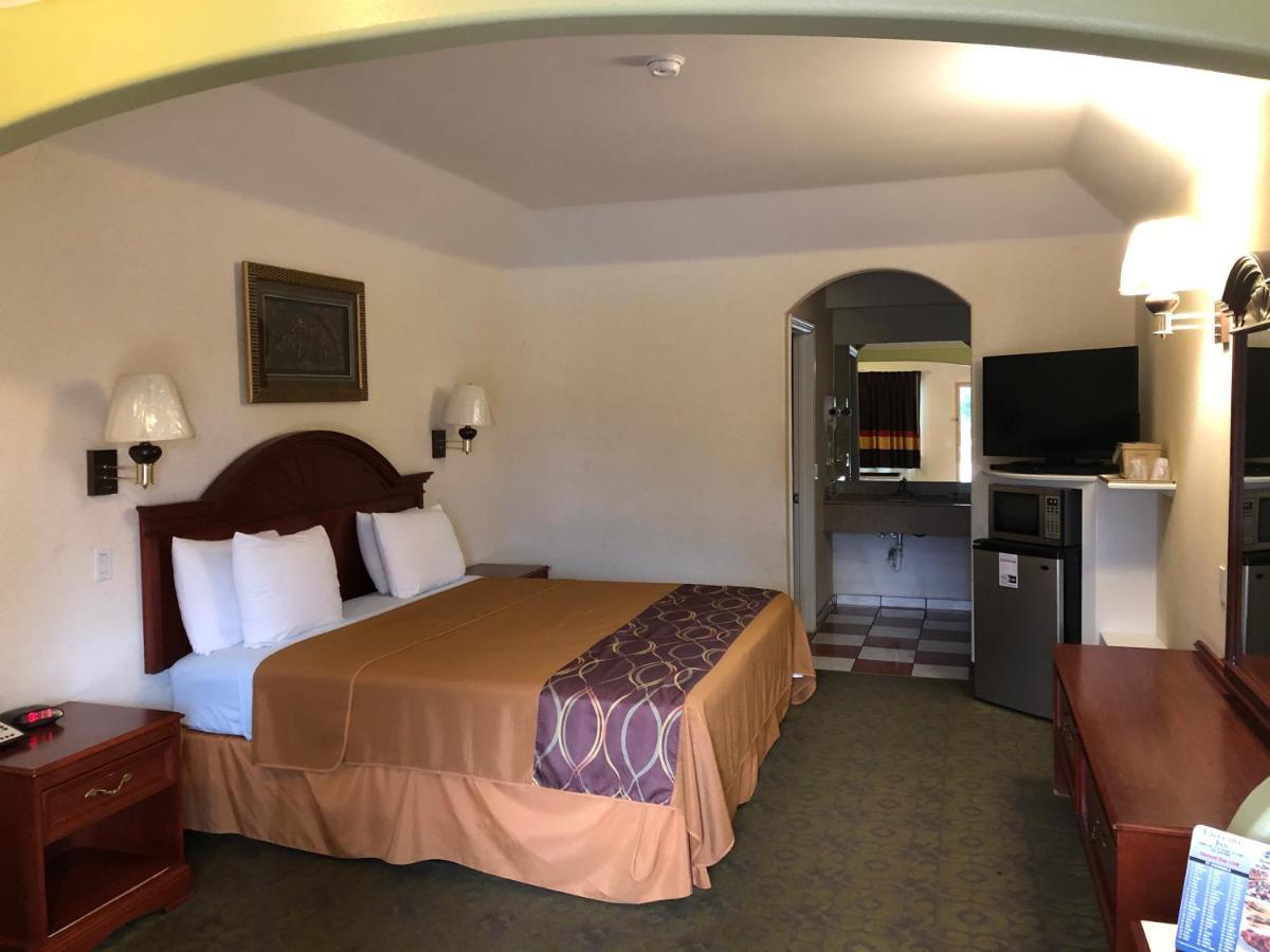 Porter Executive Inn & Suites Bagian luar foto